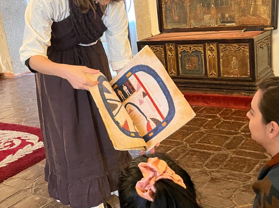 Visita Castillo Palacio Magalia Medieval (3)